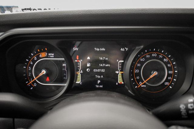 new 2025 Jeep Wrangler car, priced at $48,753