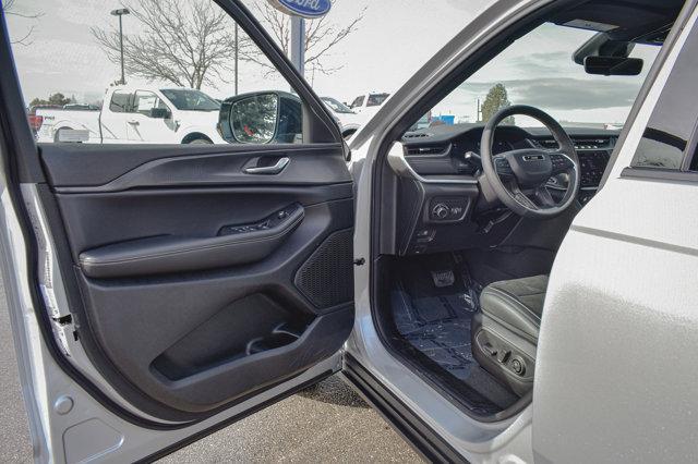 new 2025 Jeep Grand Cherokee L car, priced at $46,794