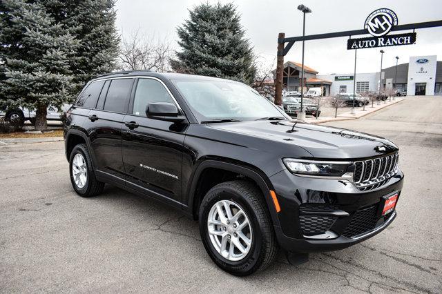 new 2025 Jeep Grand Cherokee car, priced at $42,627