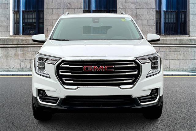 used 2024 GMC Terrain car, priced at $26,400