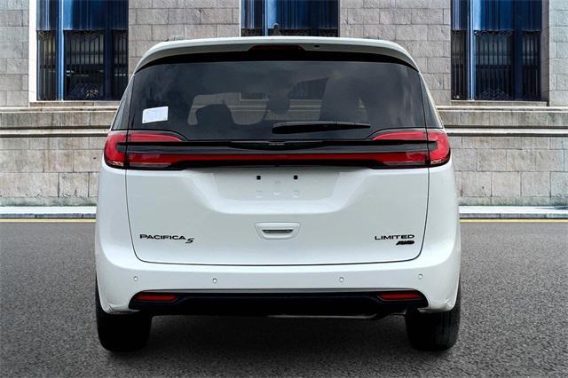 new 2024 Chrysler Pacifica car, priced at $51,471