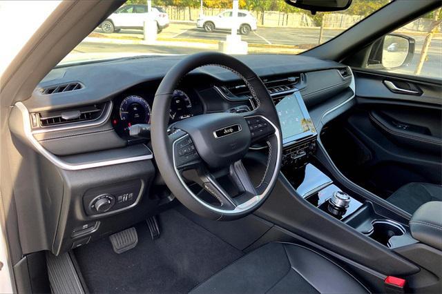 new 2025 Jeep Grand Cherokee car, priced at $47,575