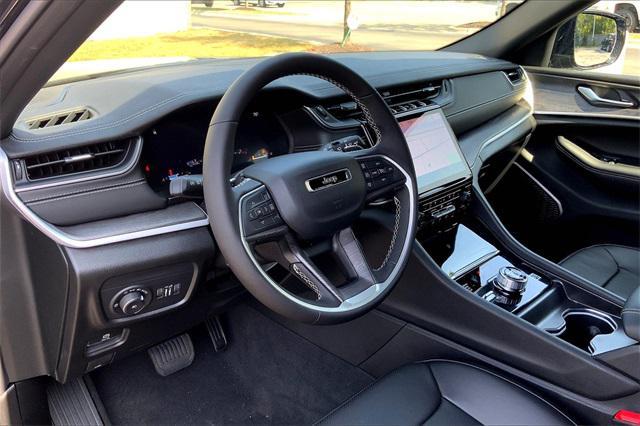 new 2025 Jeep Grand Cherokee car, priced at $54,735