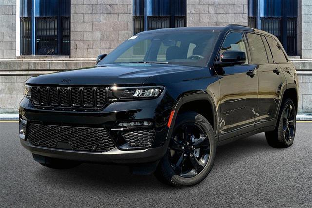 new 2025 Jeep Grand Cherokee car, priced at $54,735