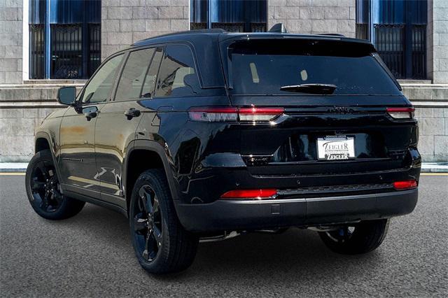 new 2025 Jeep Grand Cherokee car, priced at $54,735