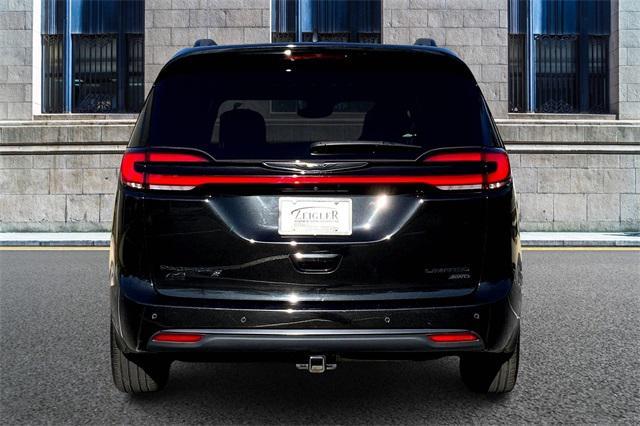 used 2021 Chrysler Pacifica car, priced at $29,283