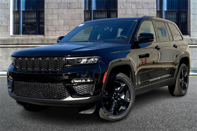 new 2025 Jeep Grand Cherokee car, priced at $54,571