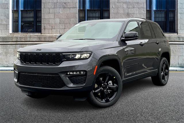 new 2024 Jeep Grand Cherokee car, priced at $43,971