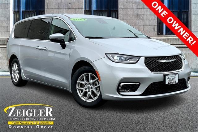 used 2023 Chrysler Pacifica car, priced at $23,404