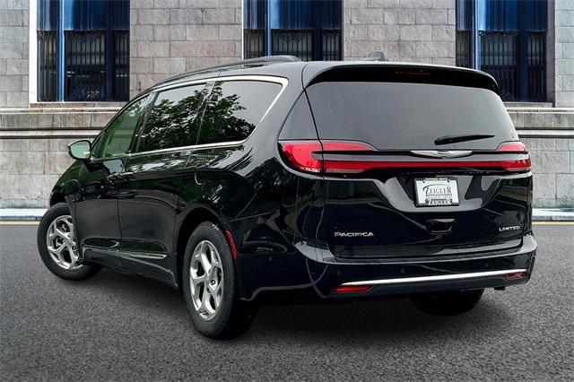 used 2022 Chrysler Pacifica car, priced at $31,122