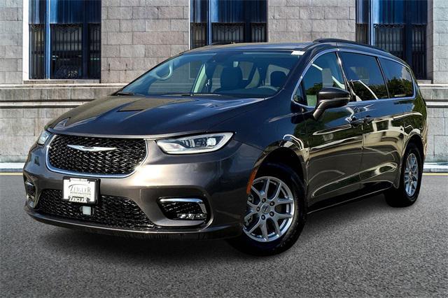 used 2022 Chrysler Pacifica car, priced at $26,614