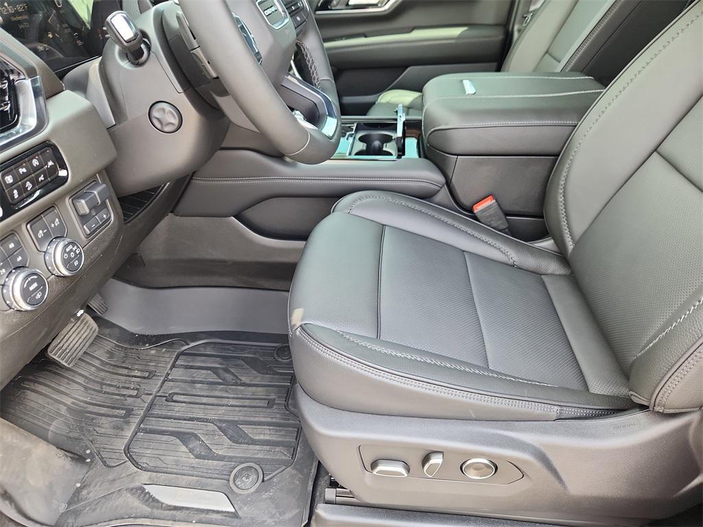 new 2025 GMC Yukon car, priced at $92,225