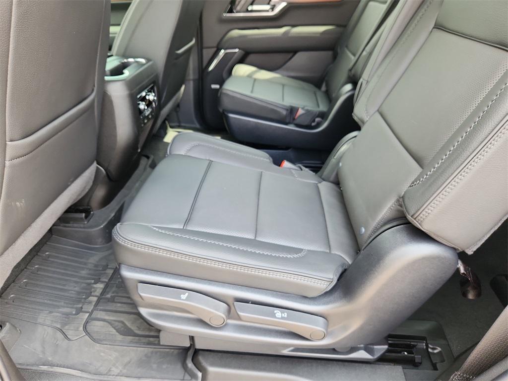 new 2025 GMC Yukon car, priced at $92,225