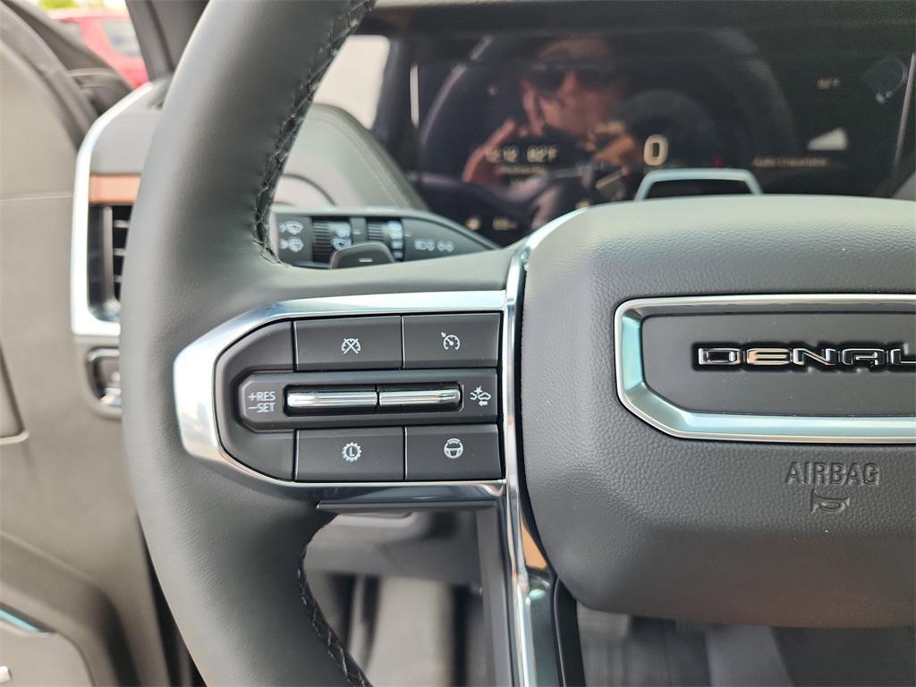 new 2025 GMC Yukon car, priced at $92,225