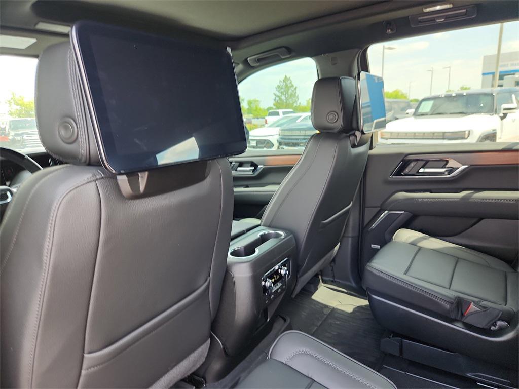 new 2025 GMC Yukon car, priced at $92,225