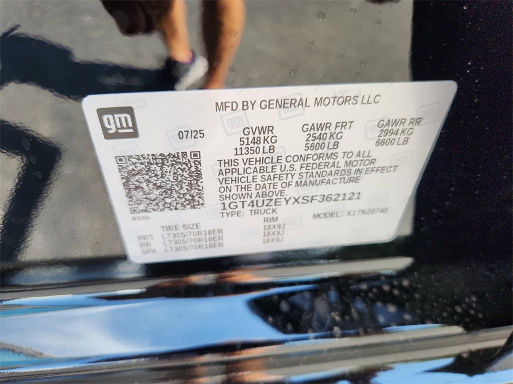 new 2025 GMC Sierra 2500 car, priced at $98,628