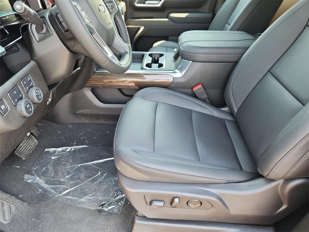 new 2025 Chevrolet Silverado 2500 car, priced at $75,045