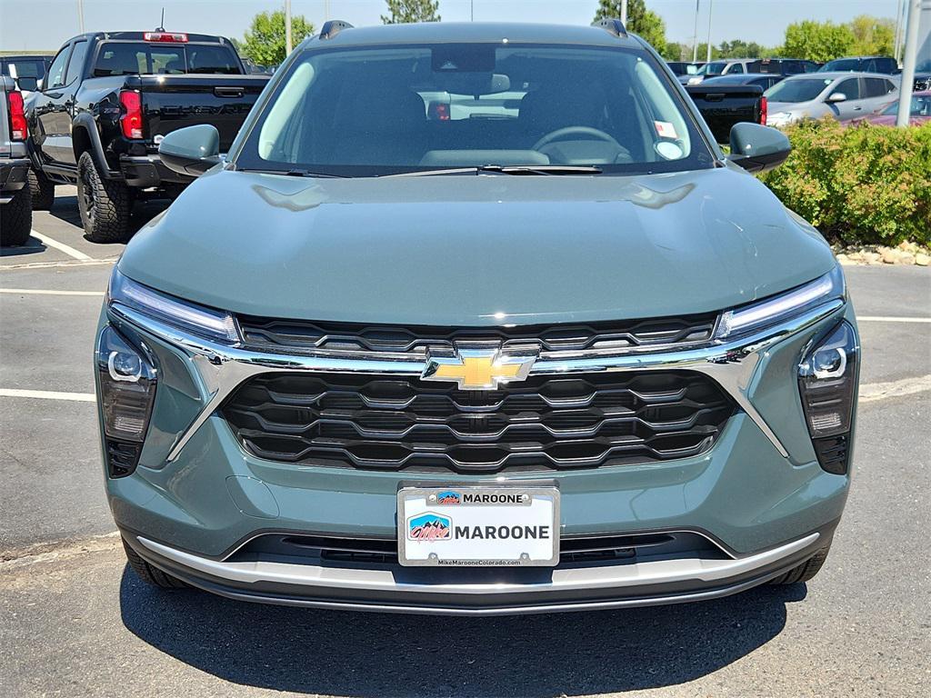 new 2025 Chevrolet Trax car, priced at $24,985
