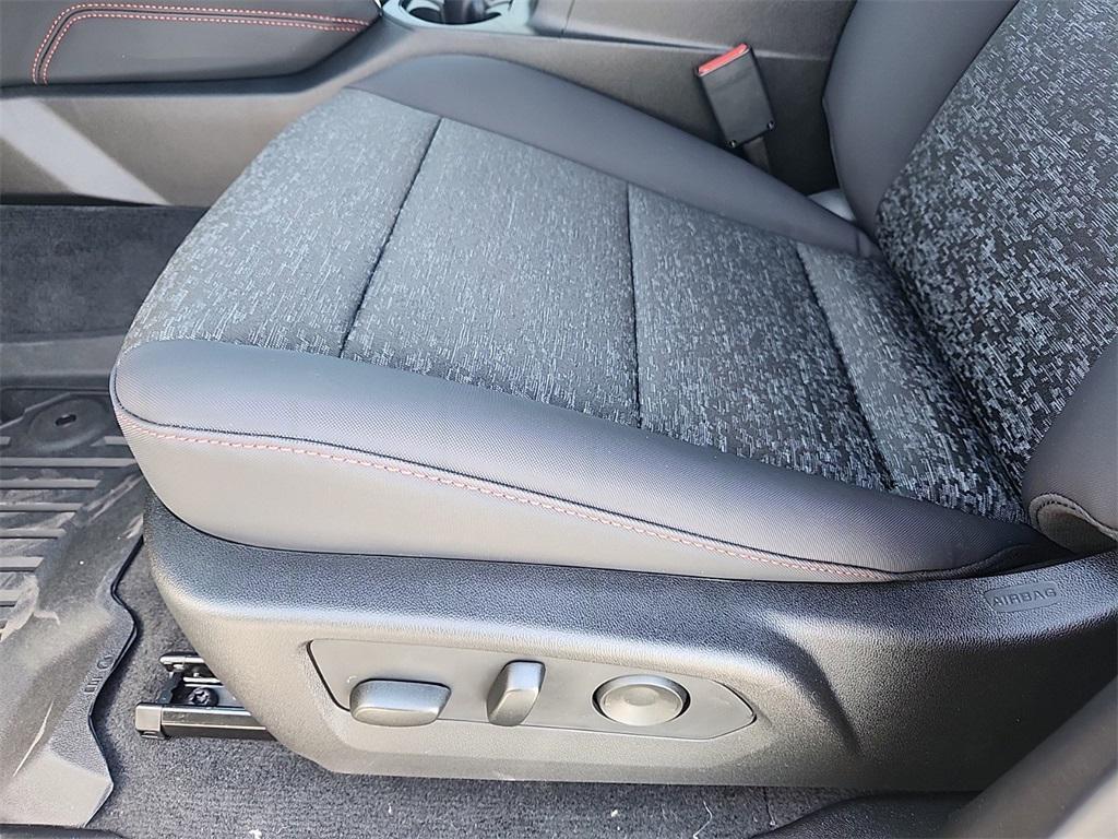 new 2025 Chevrolet Colorado car, priced at $48,216