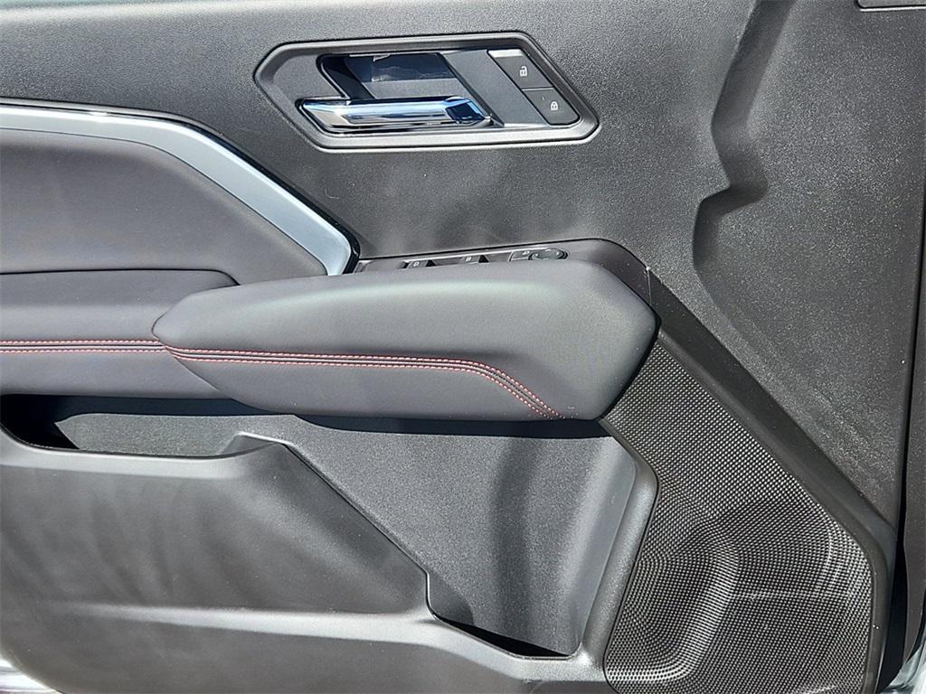 new 2025 Chevrolet Colorado car, priced at $48,216