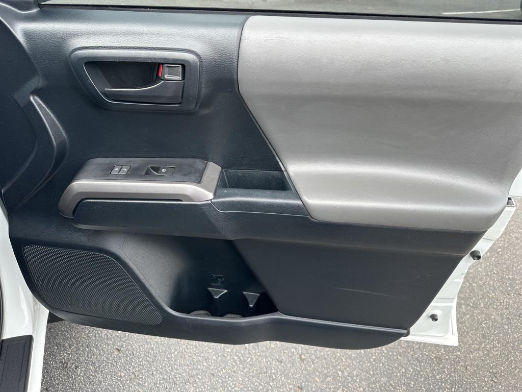 used 2016 Toyota Tacoma car, priced at $18,194