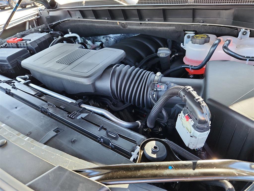 new 2026 Chevrolet Suburban car, priced at $80,215