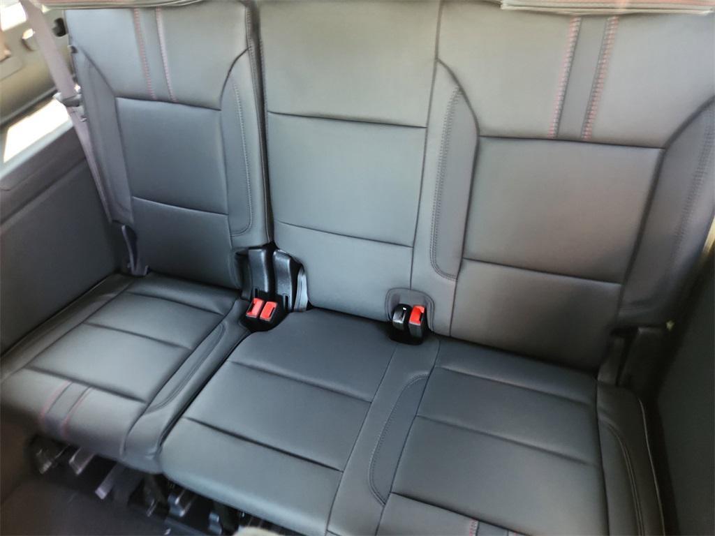 new 2026 Chevrolet Suburban car, priced at $80,215