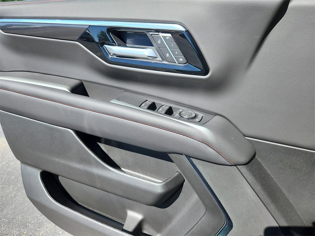 new 2026 Chevrolet Suburban car, priced at $80,215