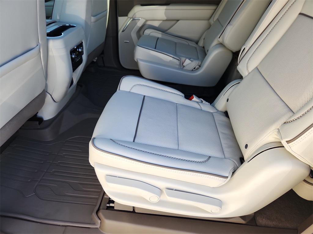 new 2026 GMC Yukon XL car, priced at $699