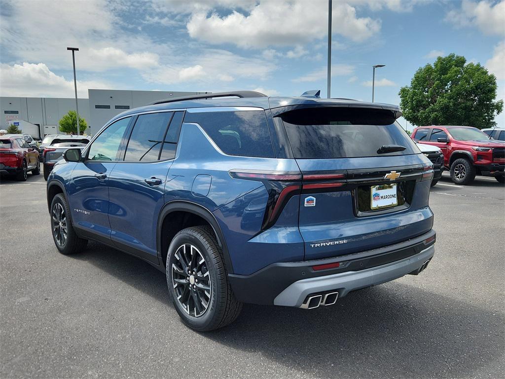 new 2025 Chevrolet Traverse car, priced at $46,195