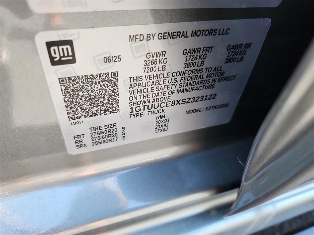 new 2025 GMC Sierra 1500 car, priced at $59,745