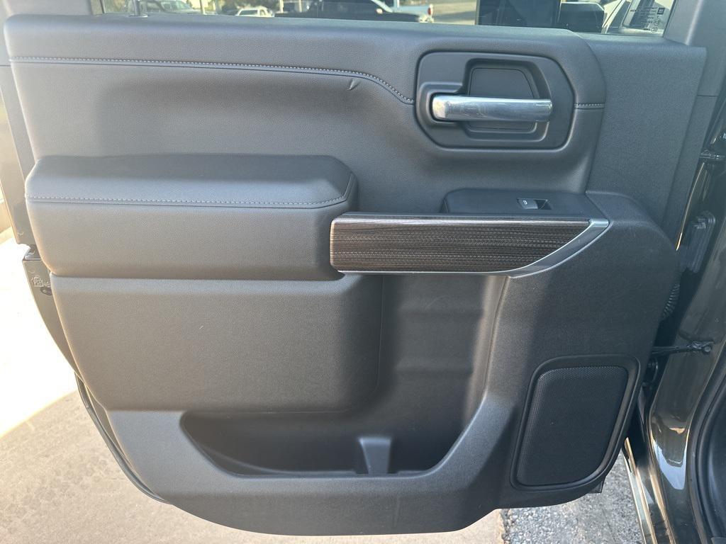 used 2022 Chevrolet Silverado 2500 car, priced at $43,998