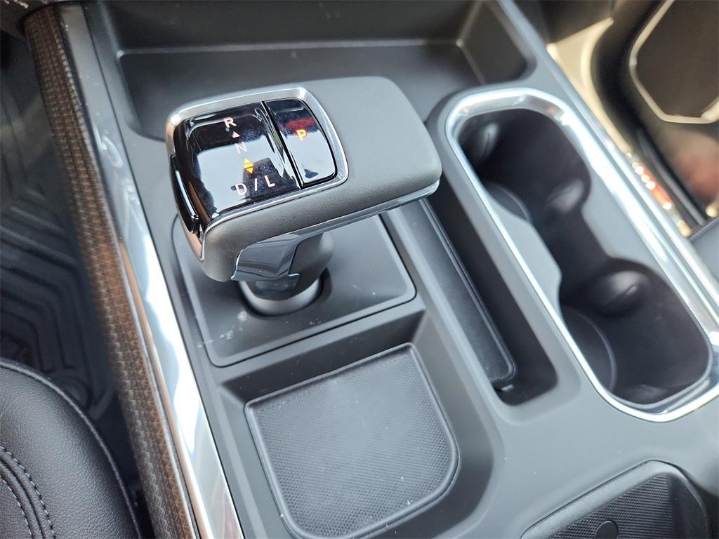 new 2025 Chevrolet Silverado 1500 car, priced at $59,915