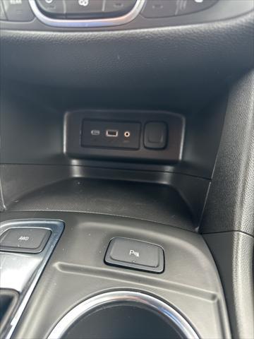 used 2022 Chevrolet Equinox car, priced at $24,190