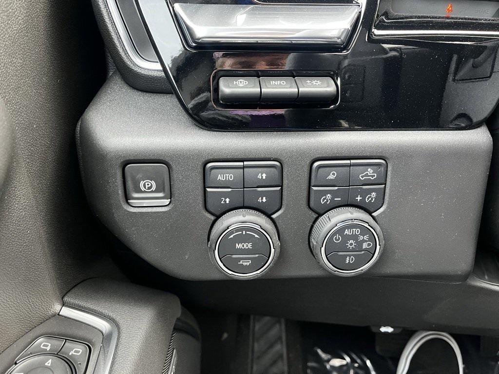 new 2025 Chevrolet Silverado 1500 car, priced at $56,748