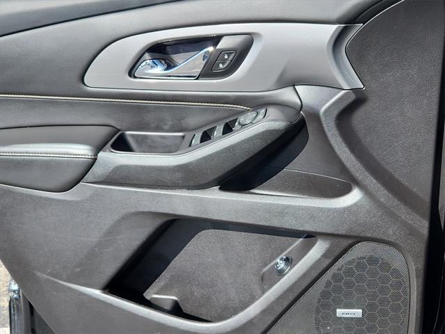 used 2019 Chevrolet Traverse car, priced at $22,262