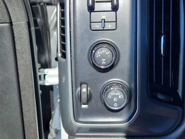 used 2018 Chevrolet Silverado 1500 car, priced at $25,633
