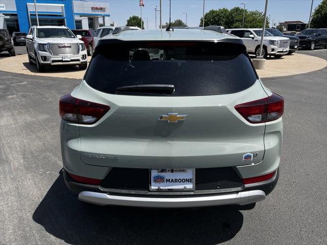new 2025 Chevrolet TrailBlazer car, priced at $24,585