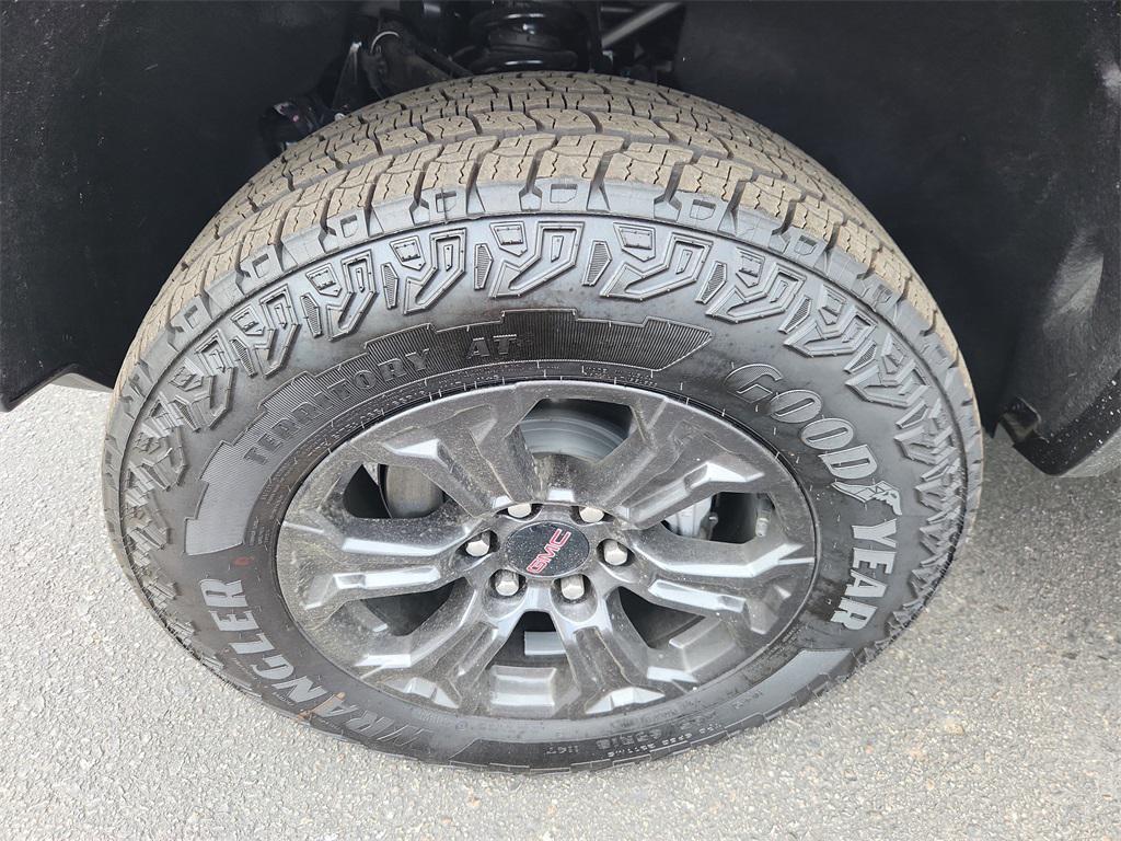 new 2025 GMC Canyon car, priced at $46,207