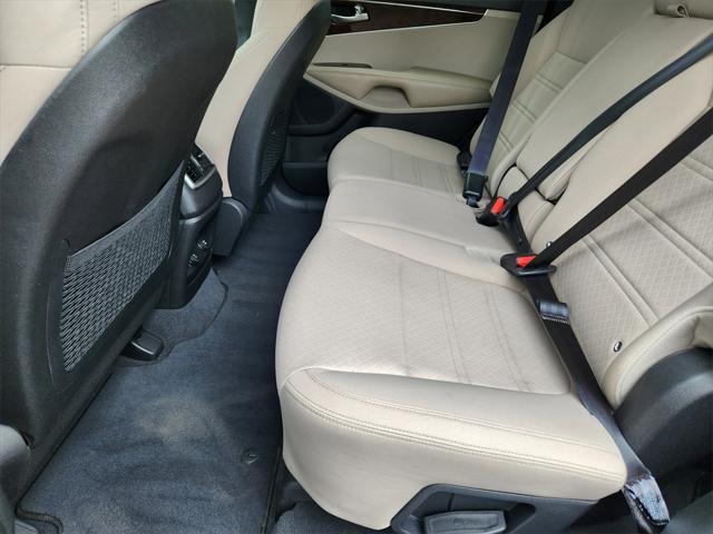 used 2016 Kia Sorento car, priced at $14,282