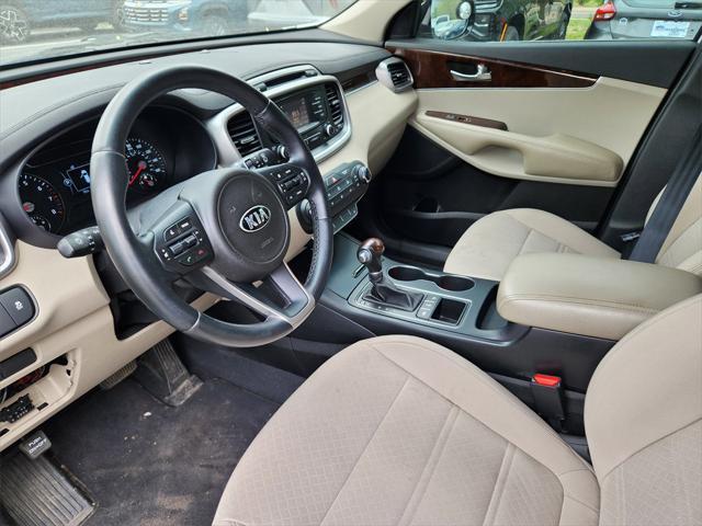 used 2016 Kia Sorento car, priced at $14,282