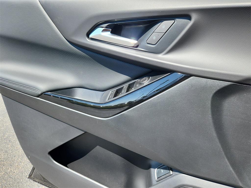 new 2026 Chevrolet Equinox car, priced at $35,090