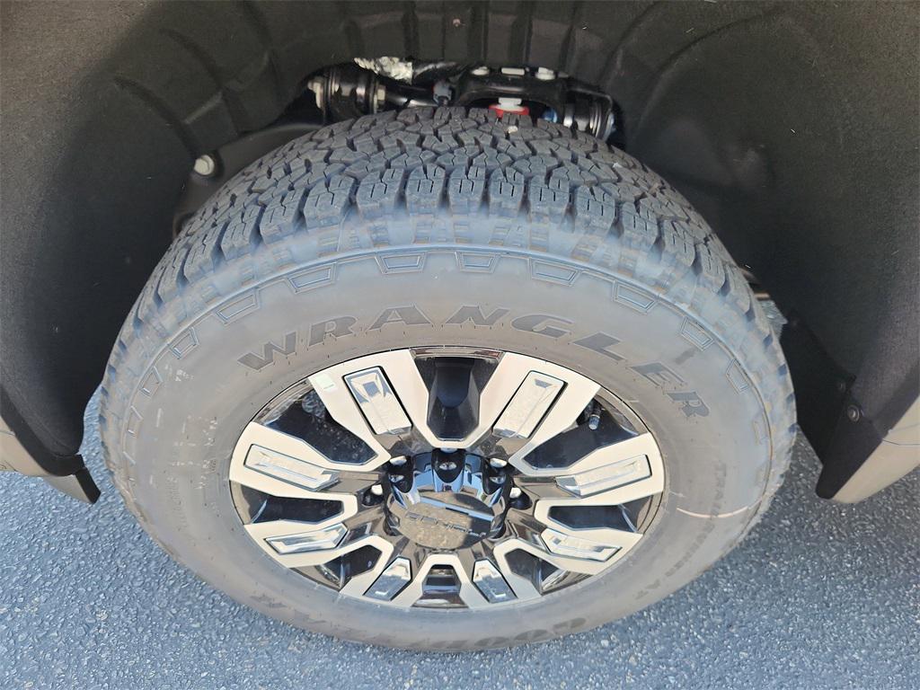 new 2025 GMC Sierra 2500 car, priced at $82,721