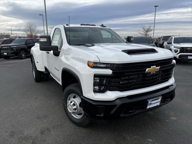 new 2025 Chevrolet Silverado 3500 car, priced at $64,400