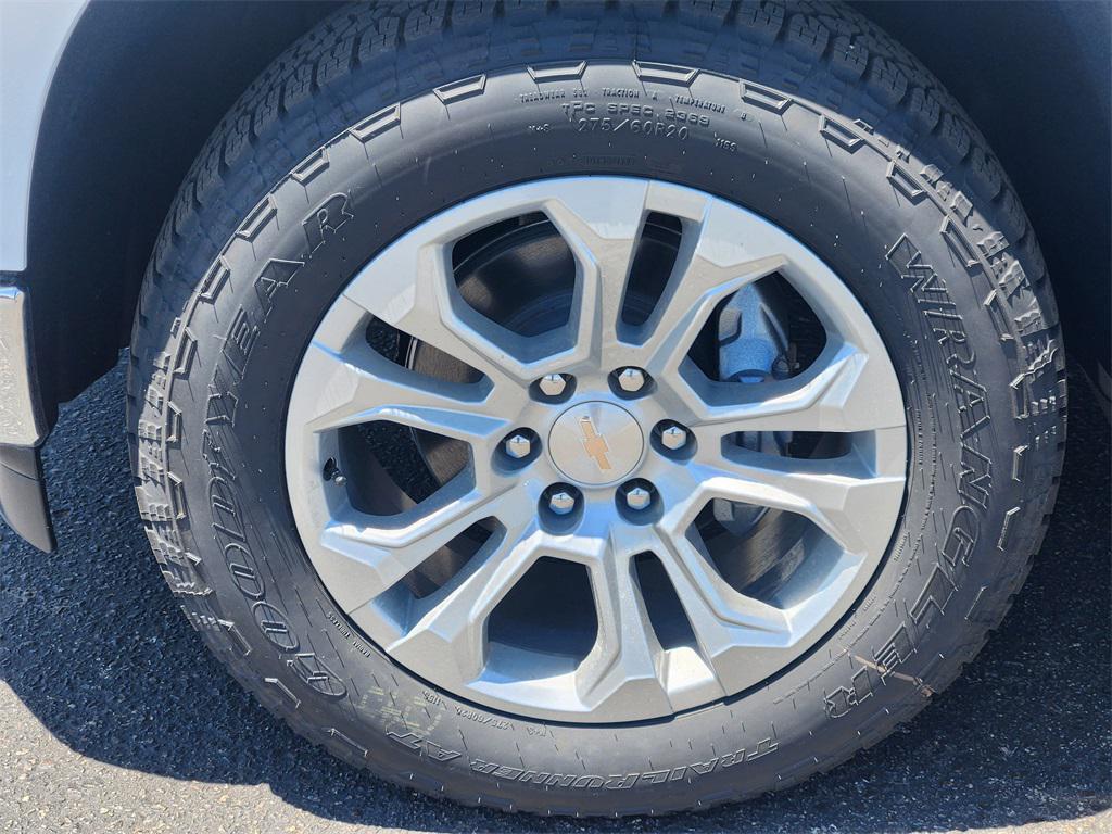 new 2025 Chevrolet Silverado 1500 car, priced at $63,220