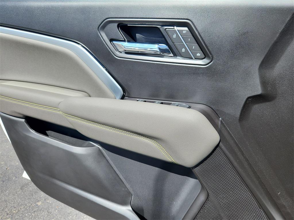 new 2026 Chevrolet Colorado car, priced at $57,185