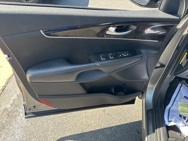 used 2017 Kia Sorento car, priced at $14,038
