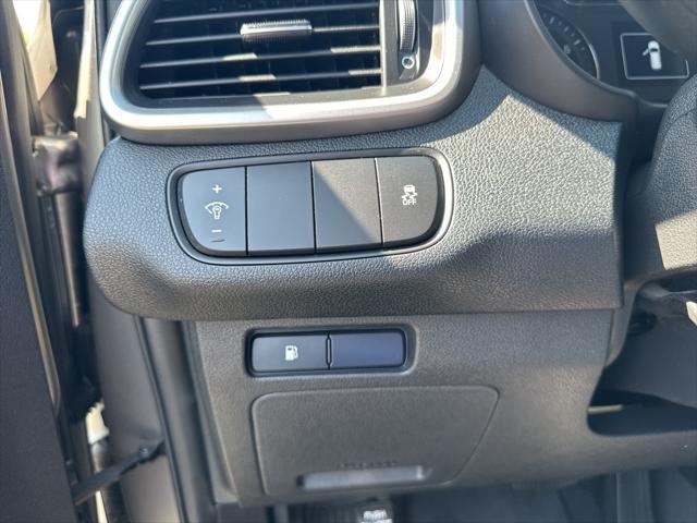 used 2017 Kia Sorento car, priced at $14,038