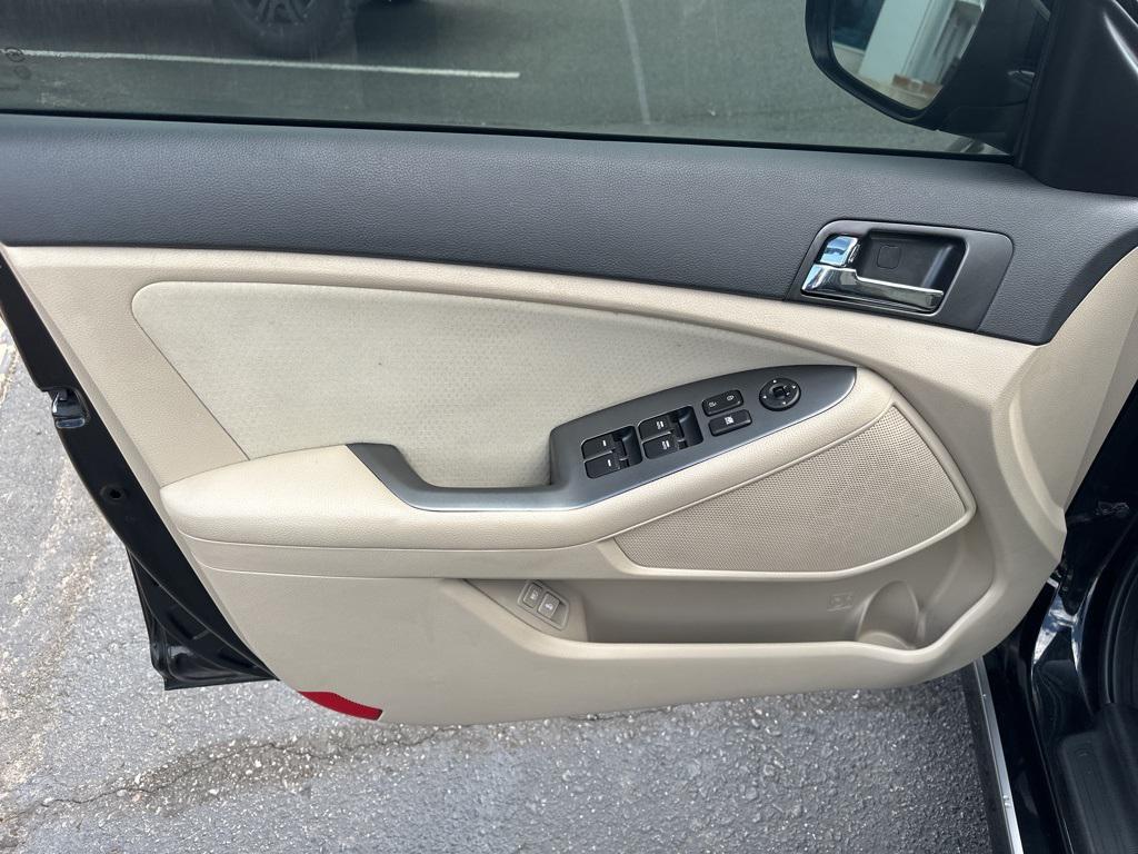 used 2012 Kia Optima Hybrid car, priced at $7,901