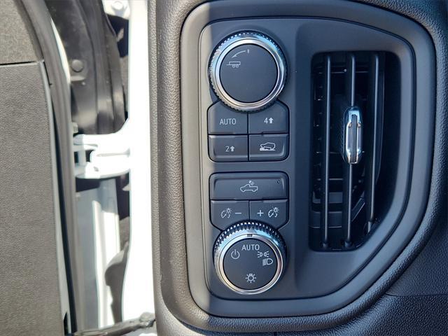 new 2025 GMC Sierra 1500 car, priced at $45,245